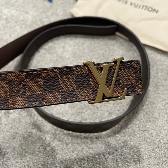 Louis Vuitton LV Initiales 25mm
Belt Damier 90 - Picture 6 of 12